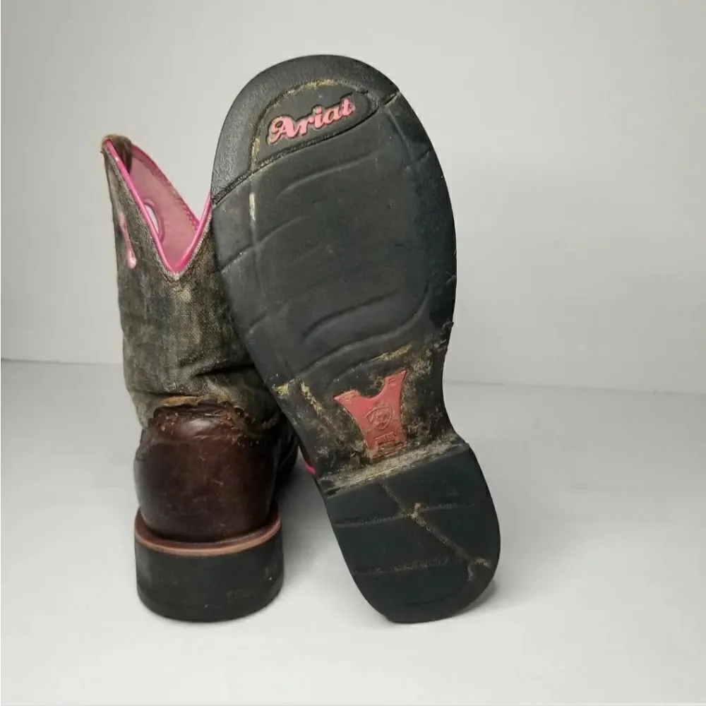 Ariat boot fat baby Women's size 6.5 pink camo brown leather